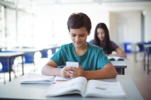 Top 10 Study Habits You Need to Quit to Improve Your Grades